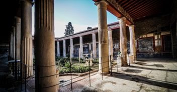 danni-parco-pompei-sciame-sismico-campi-flegrei-terremoto