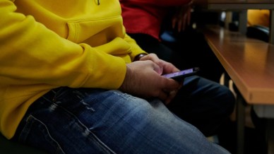 Bara all'esame della patente: ora rischia il tribunale