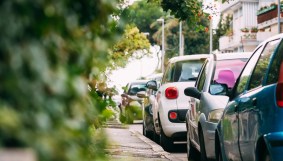 Una delle più recenti modifiche apportate al Codice della Strada riguarda l'utilizzo delle aree destinate al carico e scarico