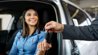 Posso guidare l'auto di un'altra persona? Cosa dice la Legge