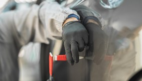 Ammaccatura auto, come farvi fronte col fai-da-te