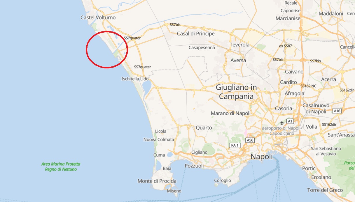 Cerchiata in rosso la zona in cui è avvenuta la tragedia a Varcaturo