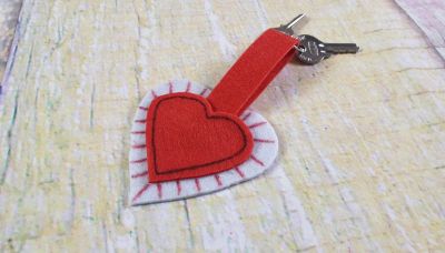 Come creare un portachiavi a forma di cuore